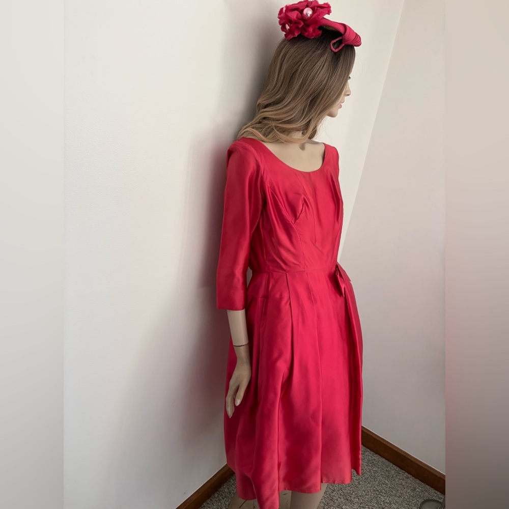 Vintage 50s Coral Pink Satin Suzy Perrette Style Bombshell Dress & Designer Hat - Picture 8 of 14